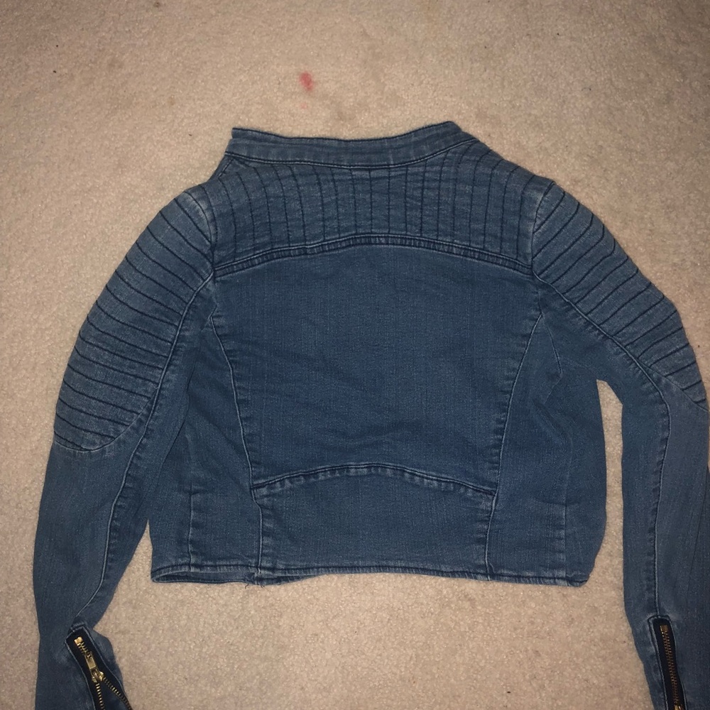 Jean jacket - Picture 3 of 3